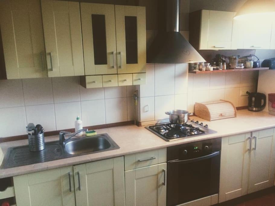 Room, комната, Miedzy Airport Wro A Centrum