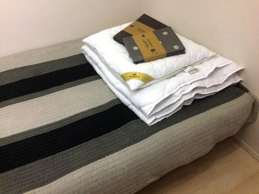 Apartment Room, комната, Miedzy Airport Wro A Centrum *