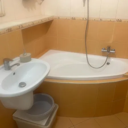 Nice Room, Комната, Pokoj Miedzy Airport Wro A Centrum Wroclaw Exterior photo